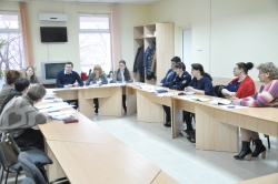 Primele ședințe din acest an ale Grupurilor de Lucru privind mecanismul local de referire a copiilor în conflict cu legea și a celor sub vârsta răspunderii penale. Primele ședințe din acest an ale Grupurilor de Lucru privind mecanismul local de referire a copiilor în conflict cu legea și a celor sub vârsta răspunderii penale.