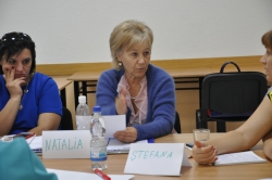 Mai mulți specialiști instruiți în domeniul reprezentării legale a copiilor