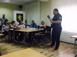 Curs de formare de formatori pentru 10 angajați din poliție privind aplicarea programului de prevenire a delincvenței juvenile Curs de formare de formatori pentru 10 angajați din poliție privind aplicarea programului de prevenire a delincvenței juvenile