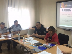 Curs de formare de formatori pentru 10 angajați din poliție privind aplicarea programului de prevenire a delincvenței juvenile Curs de formare de formatori pentru 10 angajați din poliție privind aplicarea programului de prevenire a delincvenței juvenile