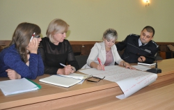 Discuții și interacțiuni în echipă la ședința grupului de lucru în raionul Ungheni