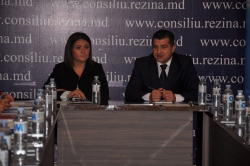 Ultima masă rotundă cu privire la extinderea mecanismului local de referire a copiilor în conflict cu legea a avut loc astăzi la Rezina Ultima masă rotundă cu privire la extinderea mecanismului local de referire a copiilor în conflict cu legea a avut loc astăzi la Rezina